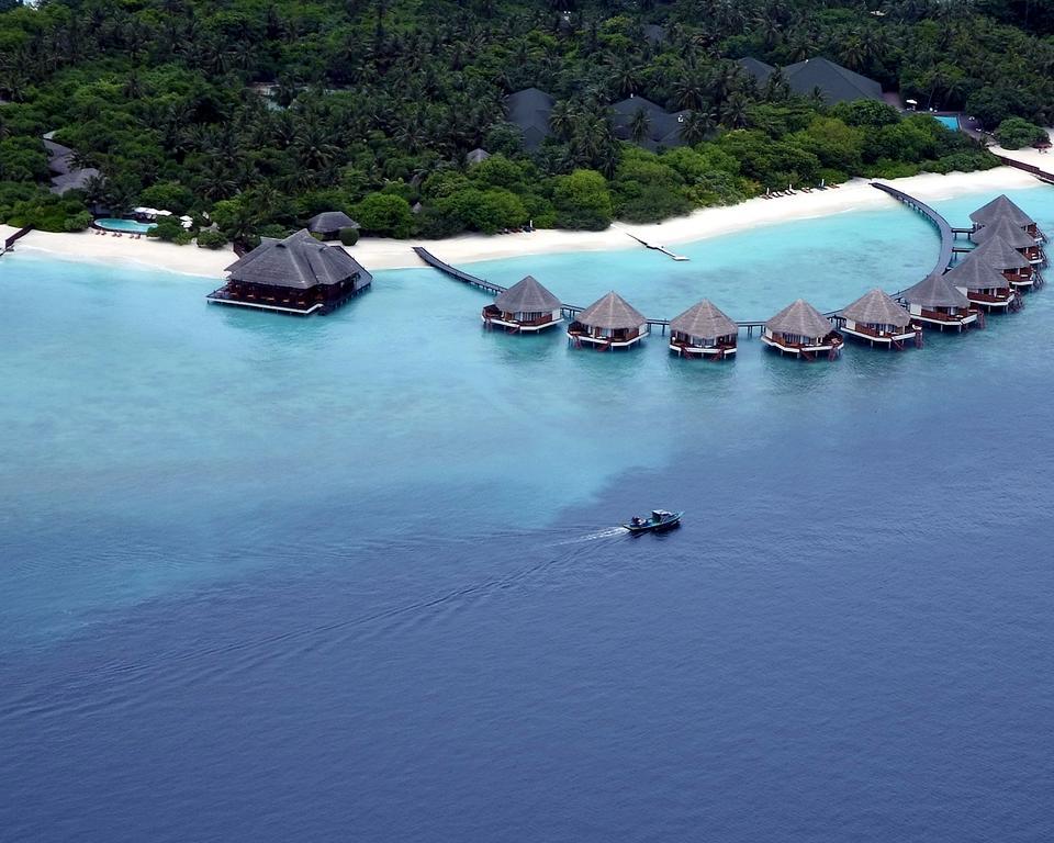 Adaaran Prestige Water Villas Меедхоо Экстерьер фото
