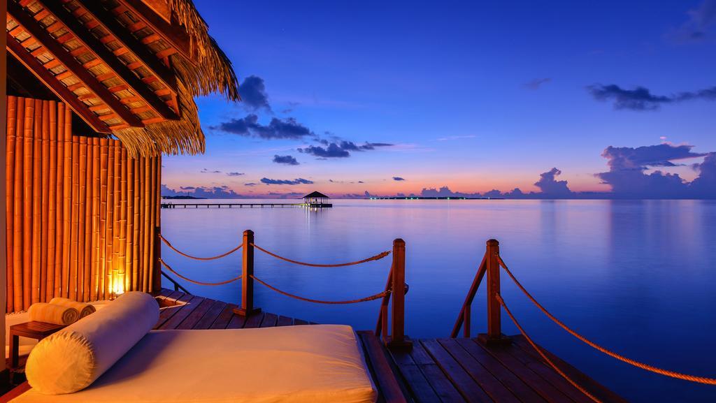Adaaran Prestige Water Villas Меедхоо Экстерьер фото