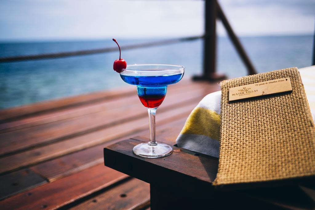 Adaaran Prestige Water Villas Меедхоо Экстерьер фото