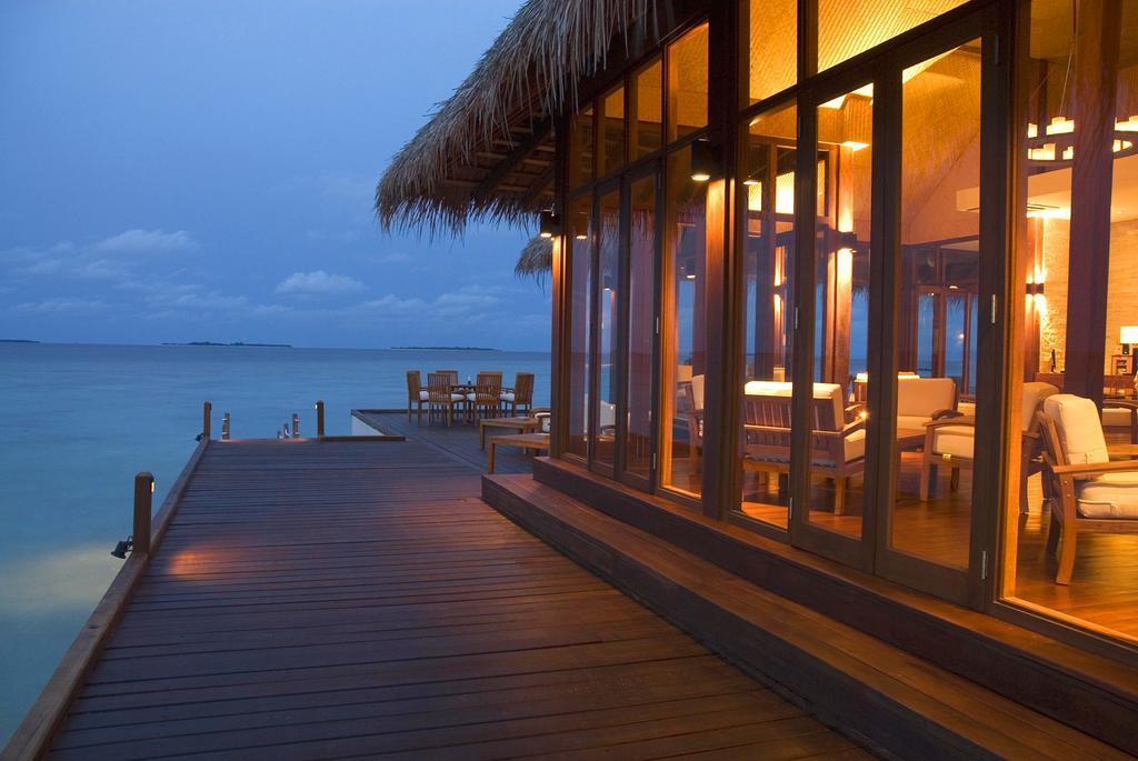 Adaaran Prestige Water Villas Меедхоо Экстерьер фото
